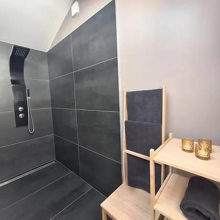 Apartment Des Binames