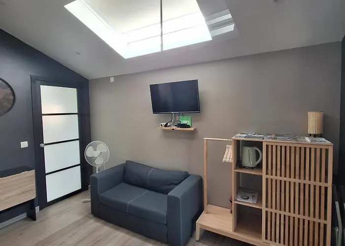 Des Binames Apartment