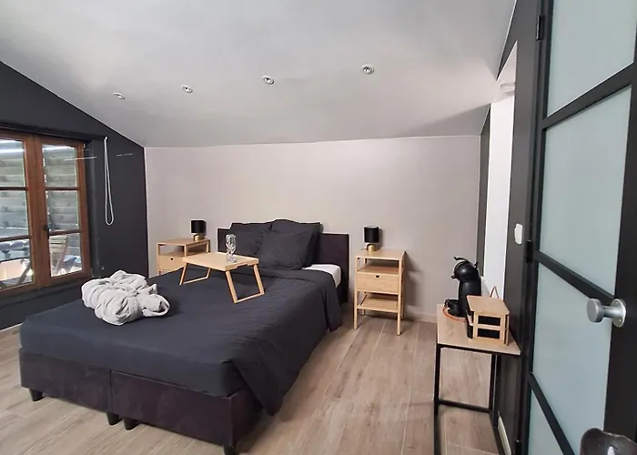 Des Binames Apartment Profondeville